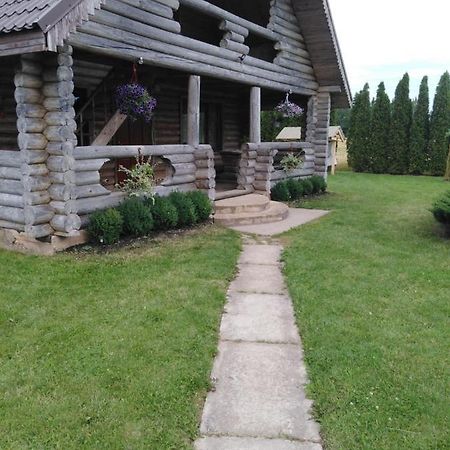 Viesu Maja Manturi Peipini Exterior foto