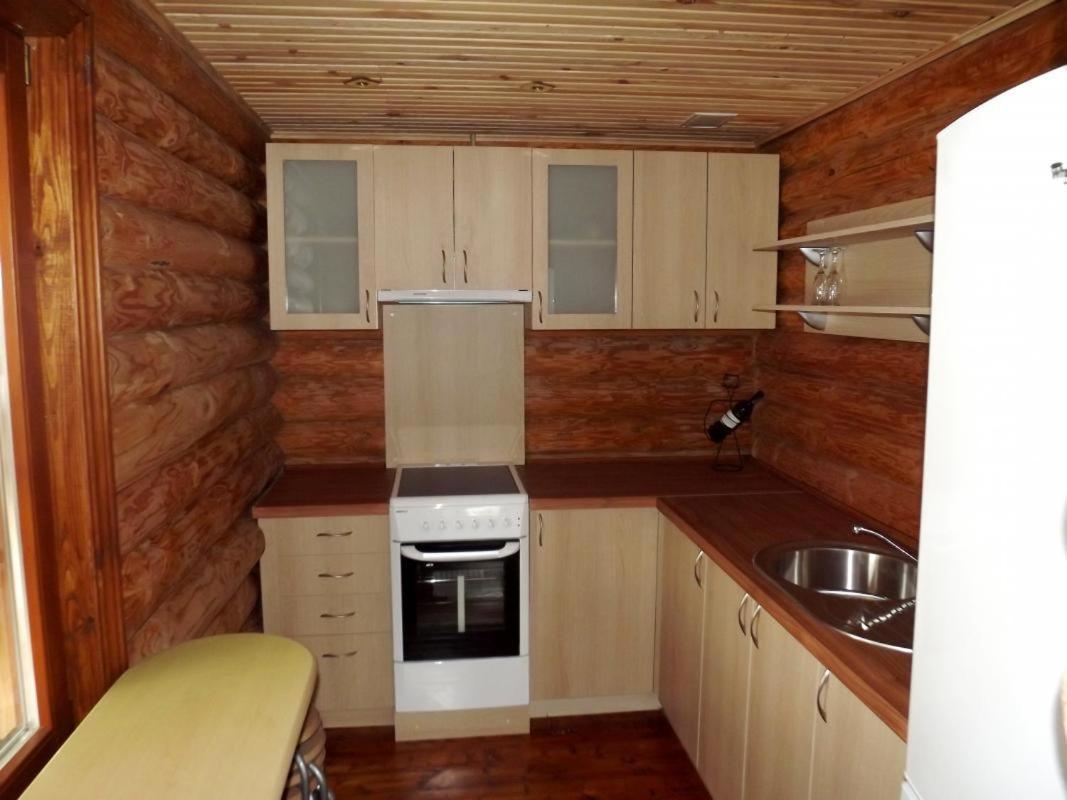 Viesu Maja Manturi Peipini Exterior foto